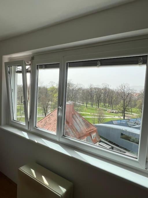 Wohnung In Graz Luaran gambar